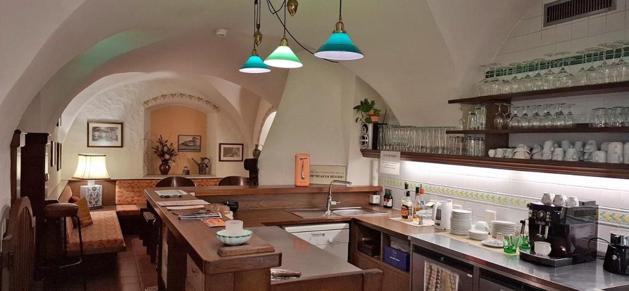 Hotel Schlair Kremsmünster エクステリア 写真