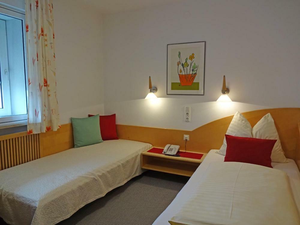 Hotel Schlair Kremsmünster エクステリア 写真