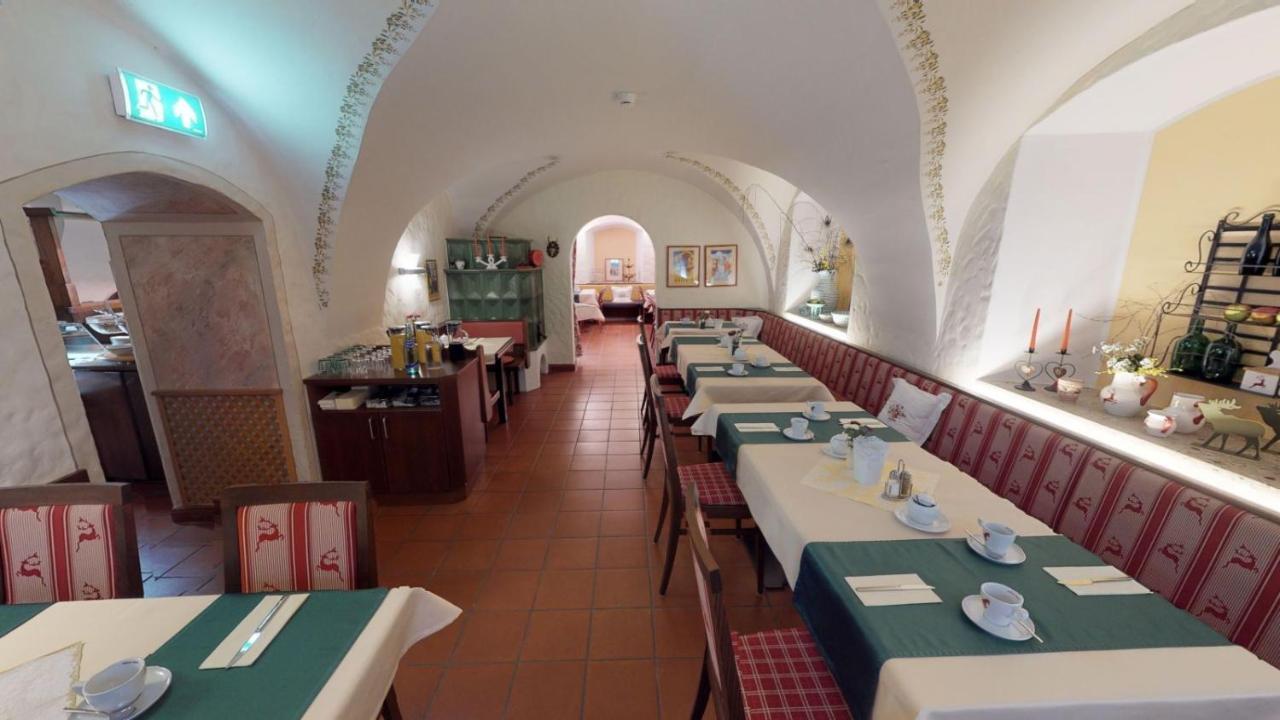 Hotel Schlair Kremsmünster エクステリア 写真